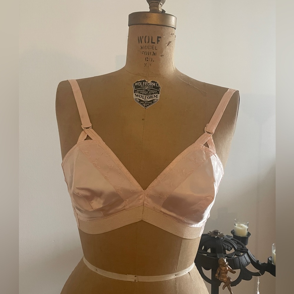 1940s, 1950s, pink satin embroidery bullet bra